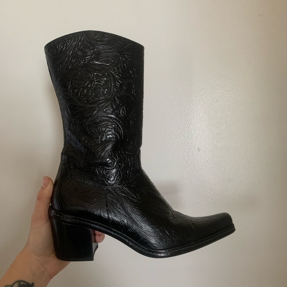Black Mid-calf Cowgirl Boots